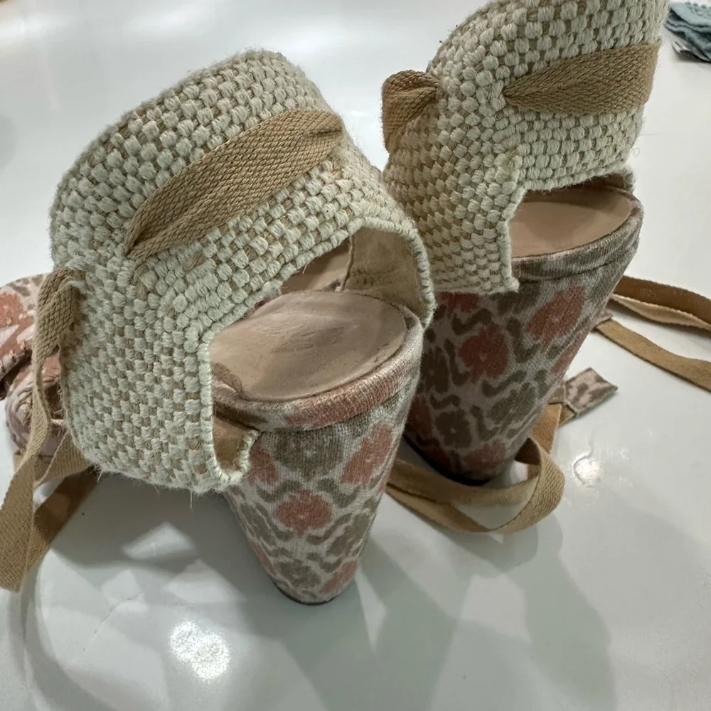 Stuart Weitzman Cream Tan Wedge Sandals